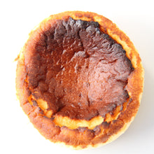 画像をギャラリービューアに読み込む, チョコレートテリーヌ & バスクチーズケーキミニギフトボックス / Chocolate Terrine and Mini Basque Cheesecake Gift Box